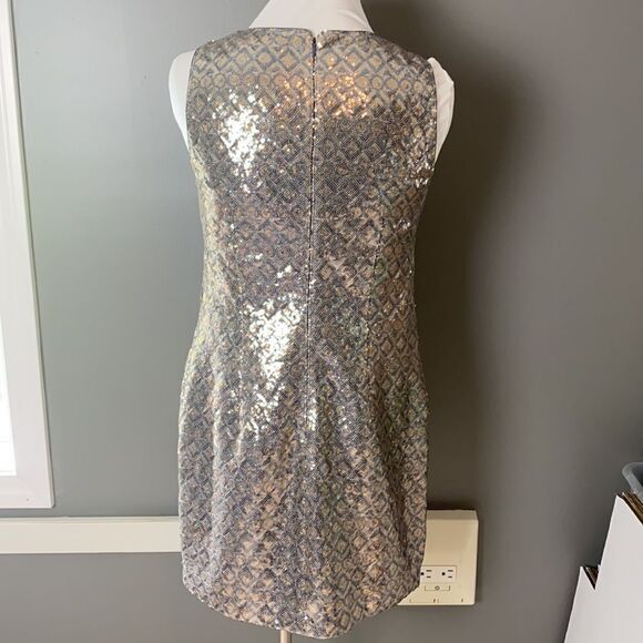 Banana Republic sequin dress - Picture 4 of 9
